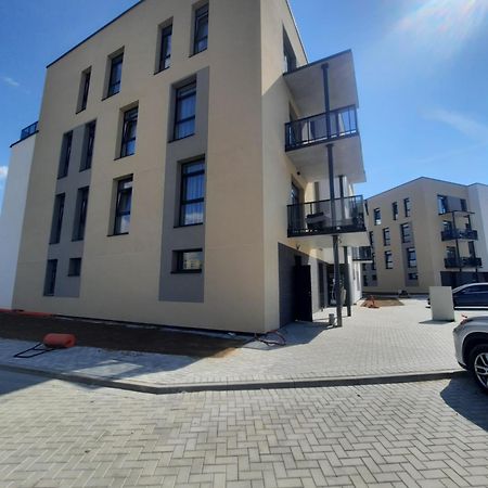 Ainiu Gatves Apartamentai Panevezys Exterior photo